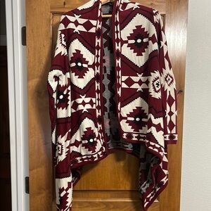 H&M Women’s‎ Geometric Patterned Red White & Black Cardigan Sweater One Size
